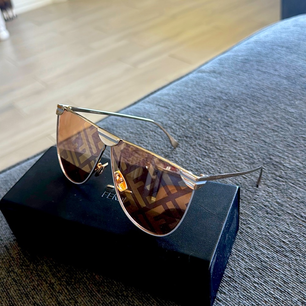 Fendi Gold Frame Brown Gradient FF-Pattern Aviator Sunglasses